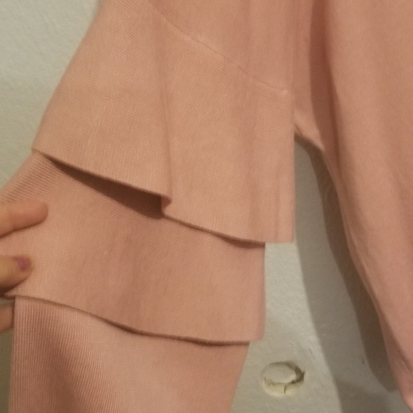 Blush colored sweater - Picture 3 of 3